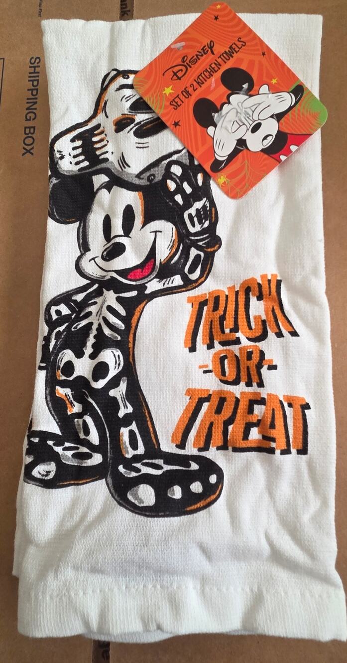 Disney Mickey Mouse 2Pack Kitchen Towels Halloween Skeleton
